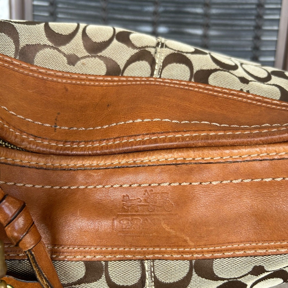 Coach Signature Bleecker duffel shoulder bag - Picture 4 of 10